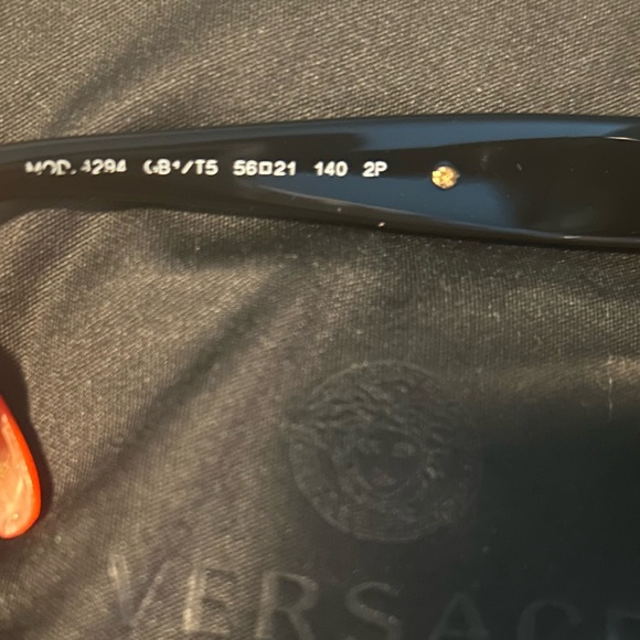 Versace Retro Cateye sunglasses! - Picture 5 of 9